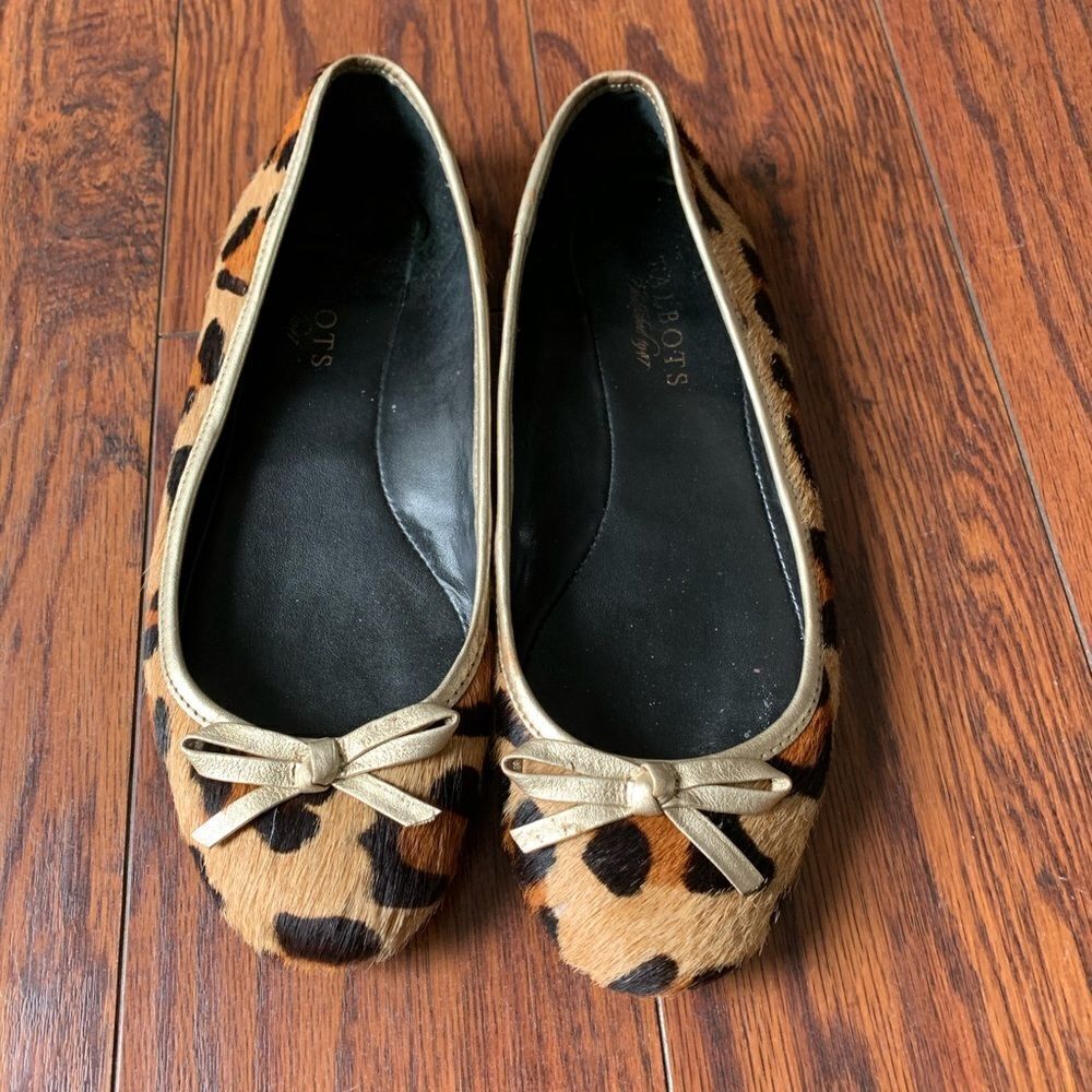 Talbots leather calf hair flats. Size 6